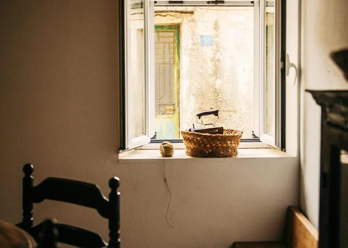 Tatil Evi Krasospito 1850 - A Corfiot Wine House Reborn *