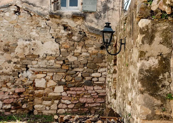 Tatil Evi Krasospito 1850 - A Corfiot Wine House Reborn
