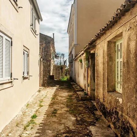Сasa de vacaciones Krasospito - The History Of The Ruins Lefkimmi (Corfu)