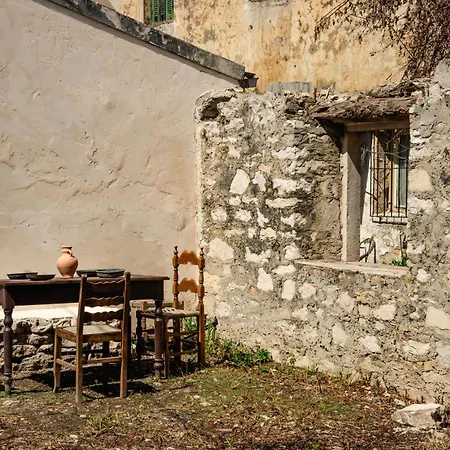Krasospito - The History Of The Ruins * Lefkimmi (Corfu)