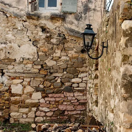 Vakantiehuis Krasospito - The History Of The Ruins