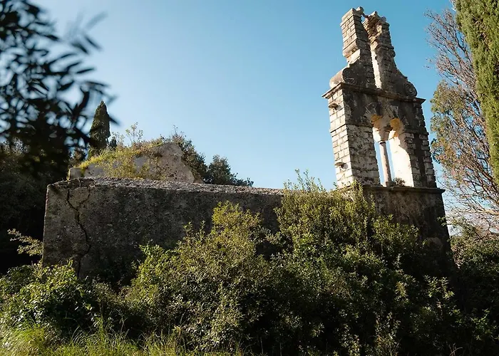 Case de vacanță Krasospito 1850 - A Corfiot Wine House Reborn Lefkimmi